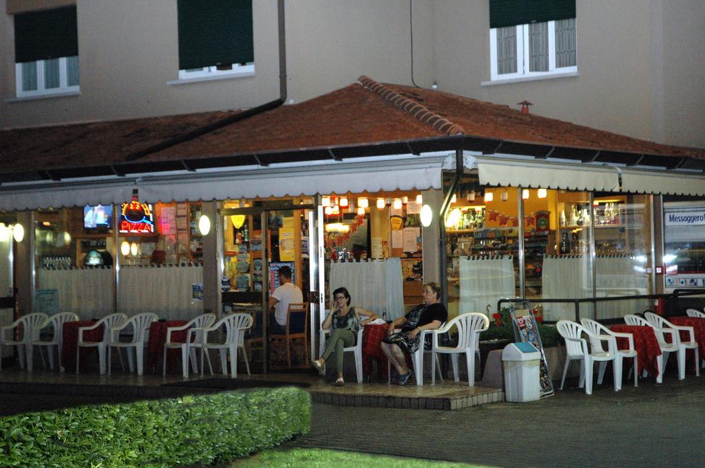 Hotel Da Angela Sedegliano Esterno foto