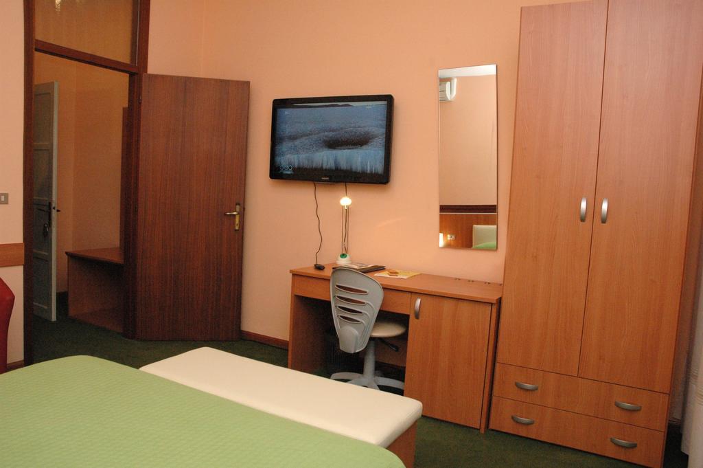 Hotel Da Angela Sedegliano Esterno foto